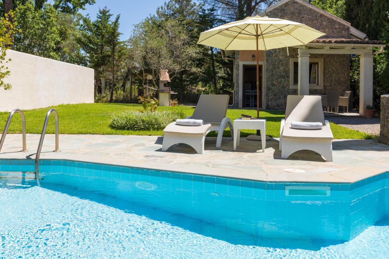 Petrinos Cottage Dafnila Ngoại thất bức ảnh